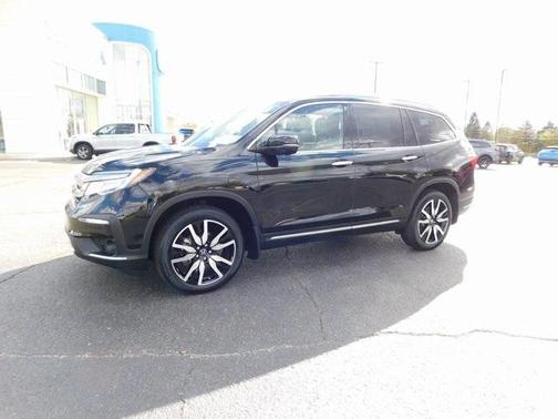 2022 Honda Pilot Touring 7-Passenger