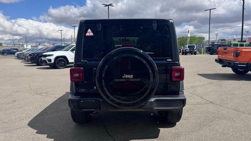 Black Clearcoat 2020 Jeep Wrangler Unlimited Sport