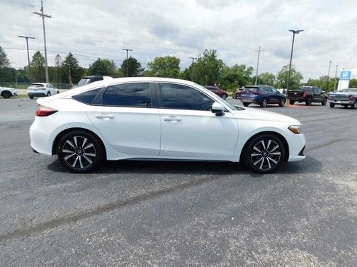 2023 Honda Civic EX-L