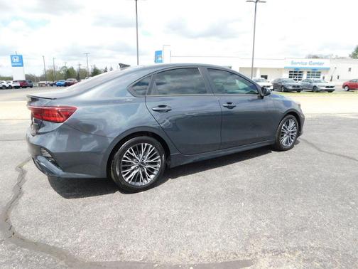 Gravity Gray 2024 Kia Forte GT-Line