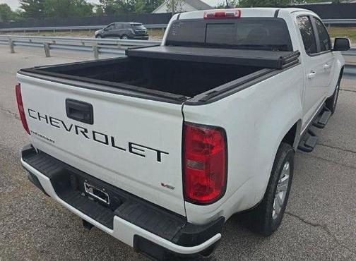Summit White 2022 Chevrolet Colorado LT