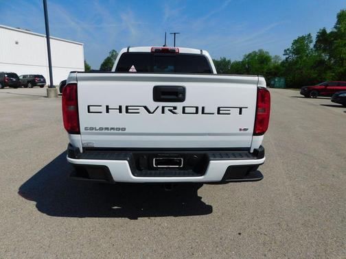 Summit White 2022 Chevrolet Colorado LT