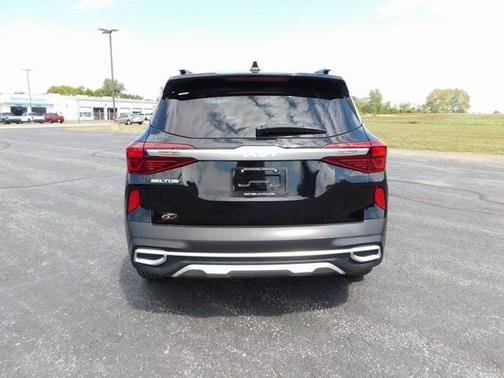 2023 Kia Seltos EX