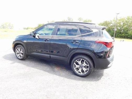 2023 Kia Seltos EX