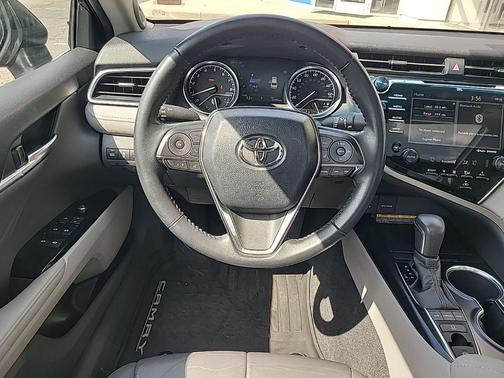 Predawn Gray Mica 2018 Toyota Camry XLE