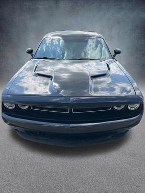 Pitch Black Clearcoat 2018 Dodge Challenger GT