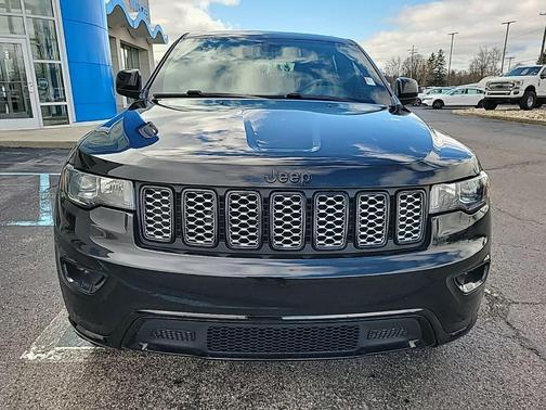 Diamond Black 2021 Jeep Grand Cherokee Laredo X