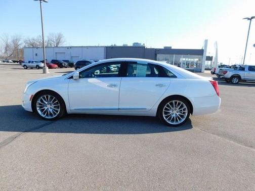 2016 Cadillac XTS Platinum