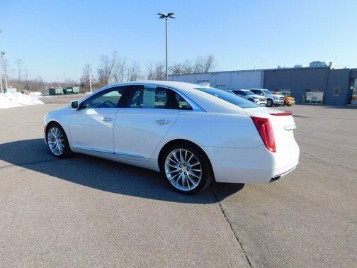2016 Cadillac XTS Platinum