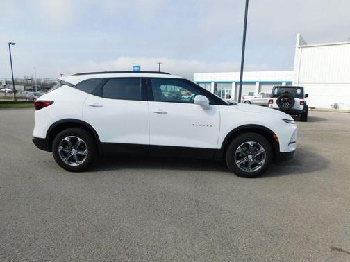 Summit White 2024 Chevrolet Blazer LT