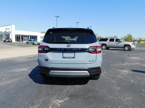2023 Honda Pilot Elite