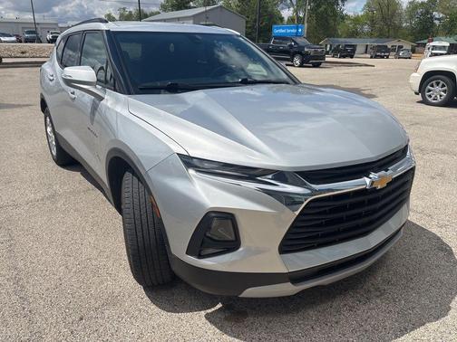 Silver Ice Metallic 2020 Chevrolet Blazer 2LT