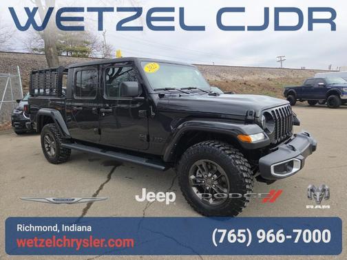2022 Jeep Gladiator Sport
