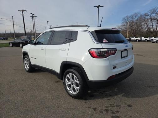 2026 Jeep Compass Latitude