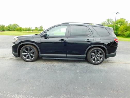 2025 Honda Pilot Sport