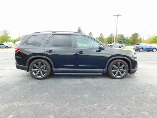 2025 Honda Pilot Sport