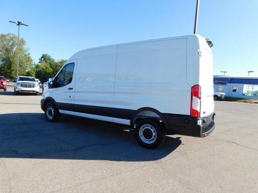 2025 Ford Transit-250 148 WB Medium Roof Cargo