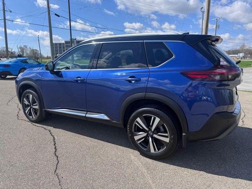 2021 Nissan Rogue SL