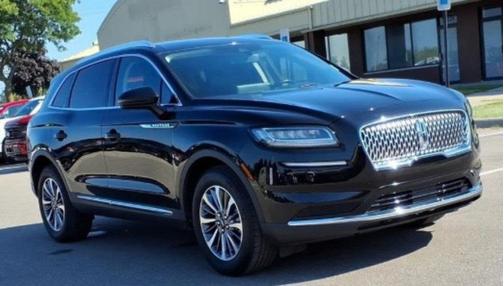 2023 Lincoln Nautilus Standard