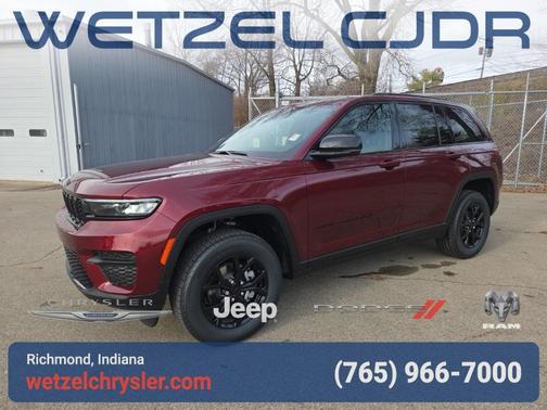 2025 Jeep Grand Cherokee Laredo
