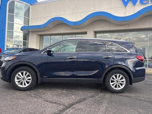 2020 Kia Sorento LX