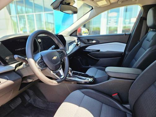 Crimson Metallic 2025 Chevrolet Trax LT