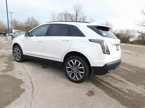 2022 Cadillac XT5 Sport
