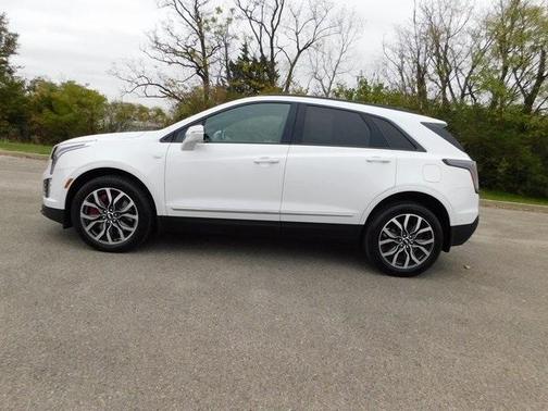 2022 Cadillac XT5 Sport