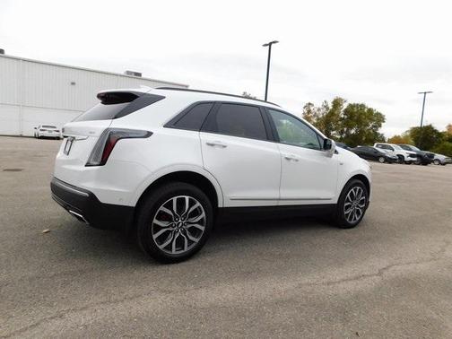 2022 Cadillac XT5 Sport
