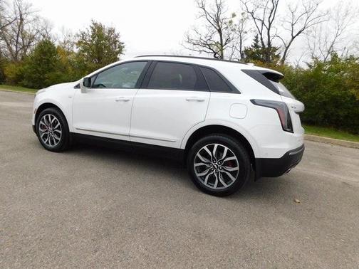 2022 Cadillac XT5 Sport