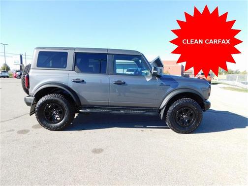 2023 Ford Bronco Base
