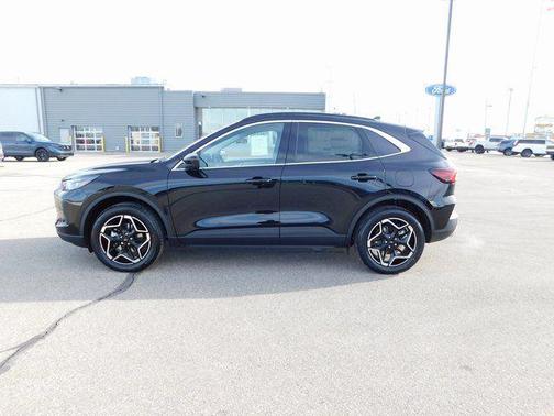 2026 Ford Escape Platinum