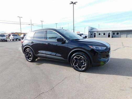 Agate Black Metallic 2026 Ford Escape Platinum