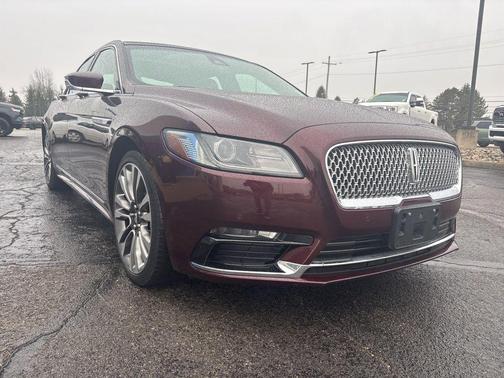 2017 Lincoln Continental Select