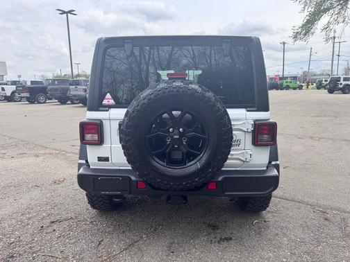 Bright White Clearcoat 2024 Jeep Wrangler Sport