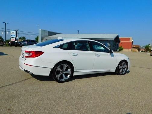 2019 Honda Accord Touring 2.0T