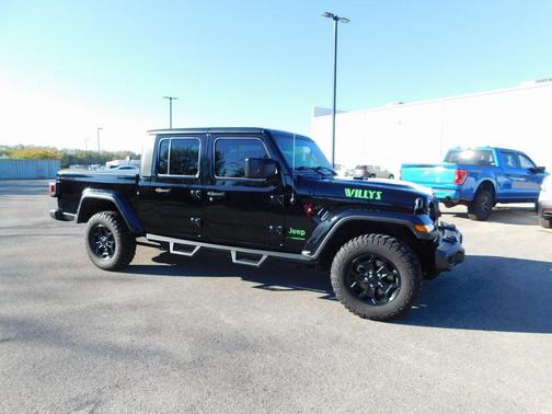 2023 Jeep Gladiator Sport