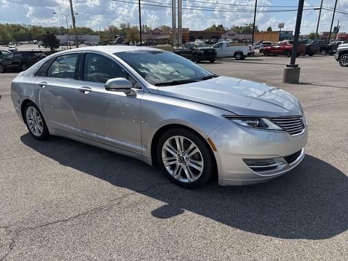 2016 Lincoln MKZ Hybrid Base