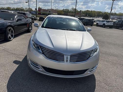 2016 Lincoln MKZ Hybrid Base