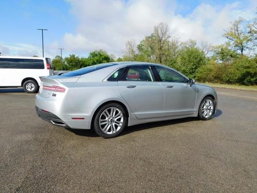 2016 Lincoln MKZ Hybrid Base