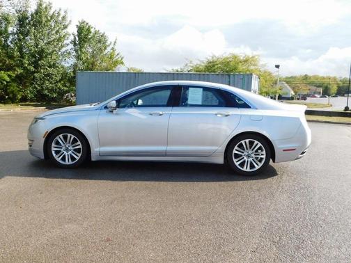 2016 Lincoln MKZ Hybrid Base