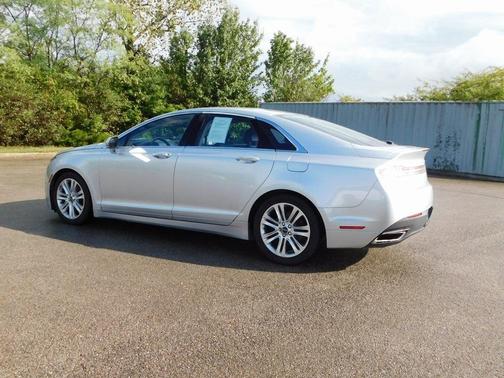 2016 Lincoln MKZ Hybrid Base