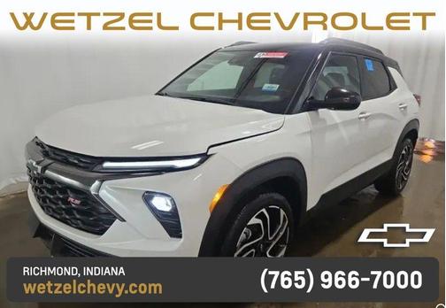 Iridescent Pearl Tricoat 2025 Chevrolet Trailblazer RS