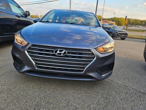 2019 Hyundai Accent SE