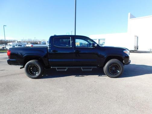 2021 Toyota Tacoma 