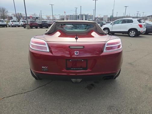 2009 Saturn Sky Base