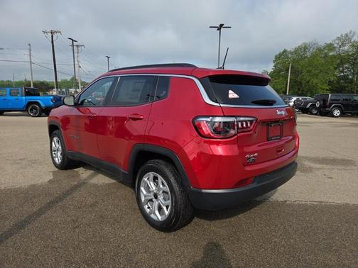 2025 Jeep Compass Latitude