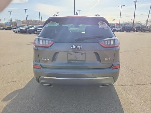 2019 Jeep Cherokee Overland