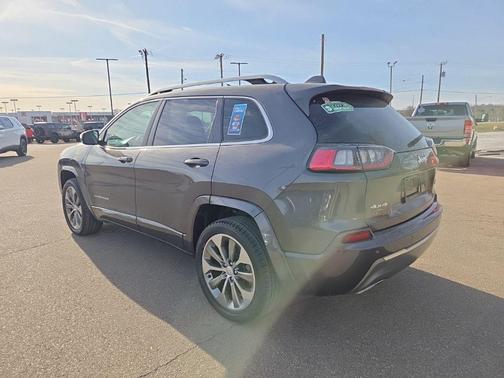 2019 Jeep Cherokee Overland