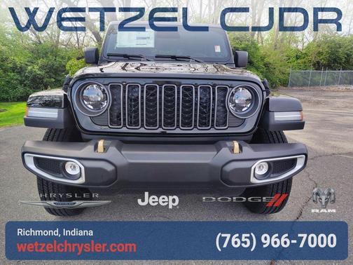 Black Clearcoat 2026 Jeep Gladiator 85th Anniversary Edition
